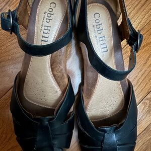 Cobb Hill by New Balance Black Leather Peep-Toe Slingback Clogs